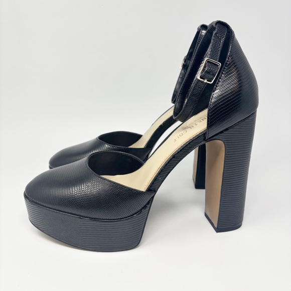Kennth Cole Tatum Platform Pumps 10 - Picture 3 of 7